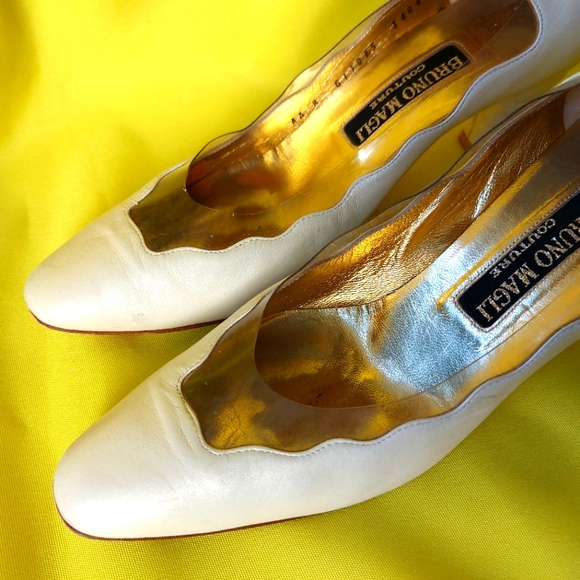 Vintage Woman Shoes by Bruno Magli Couture All Genuine Leather Made in Italy - Picture 5 of 10